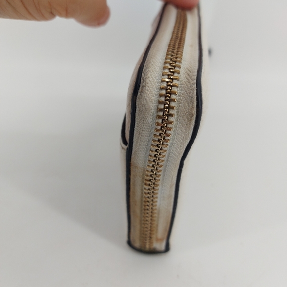 Kate Spade leather wallet - Picture 4 of 11